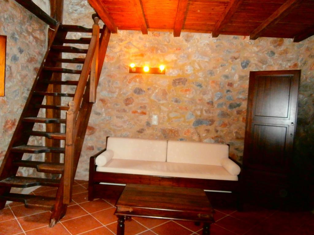 Hotel Pirgoi Edem Pírgos Dhiroú Zimmer foto